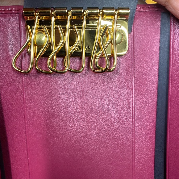 Prada key holder - Picture 3 of 5